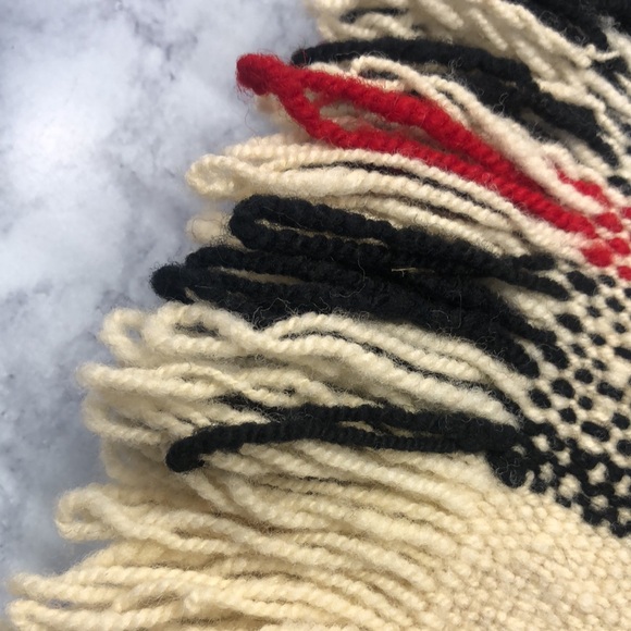 Kids Wool Poncho Cream,red & black - Picture 7 of 9